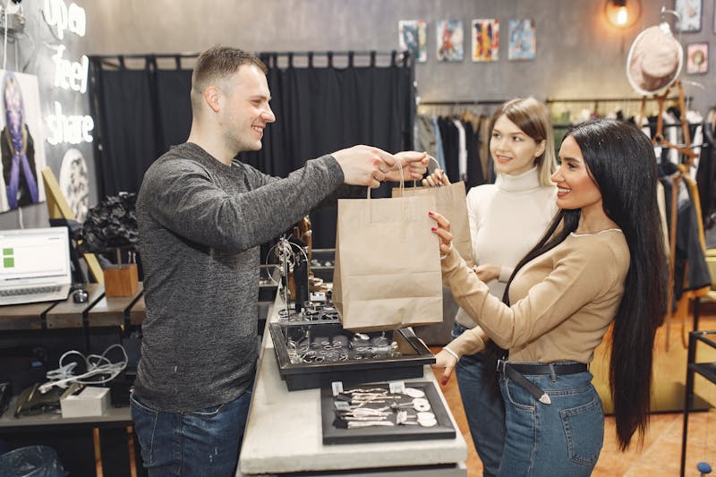 Omnichannel Retailing