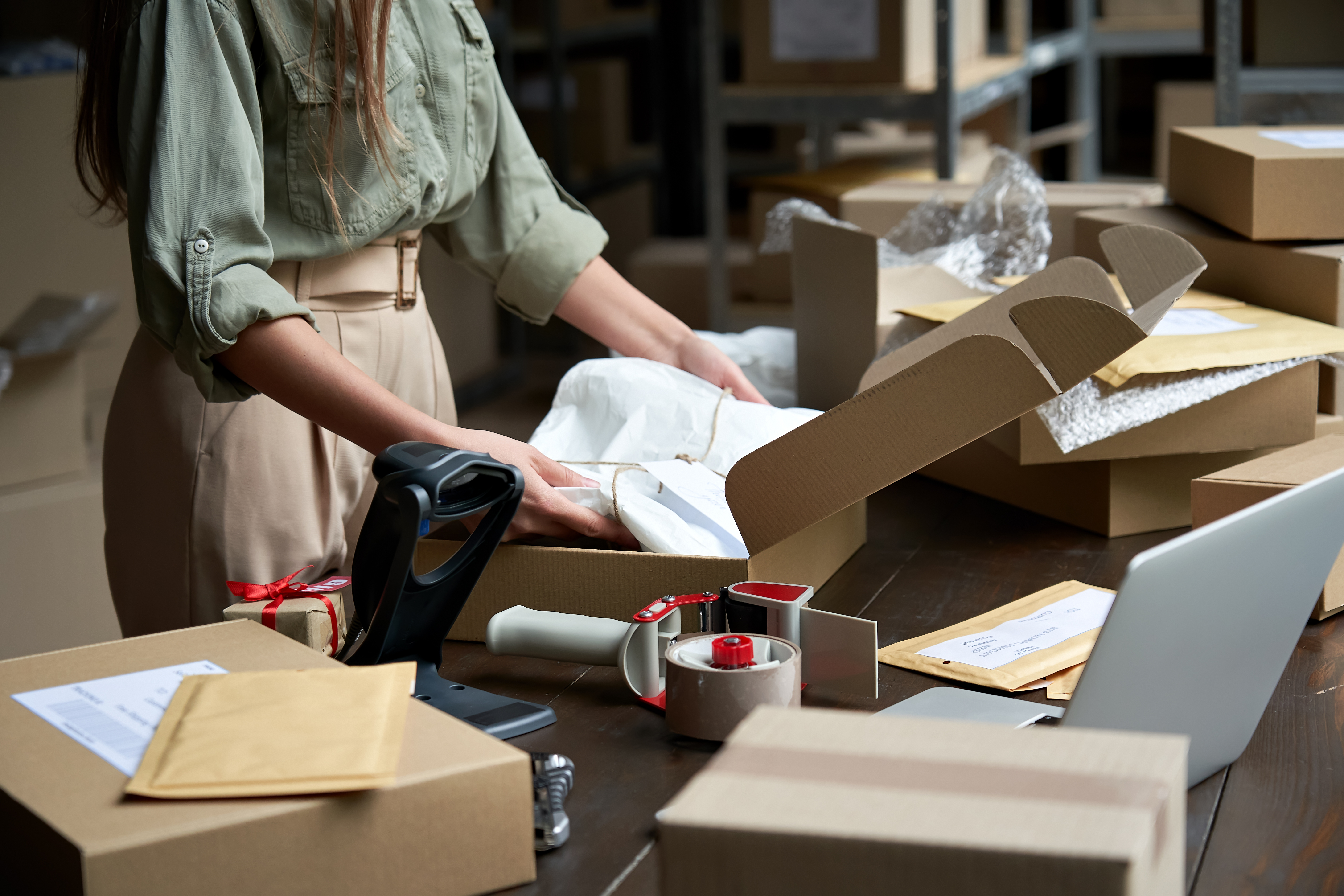 Retail IT Shipment App